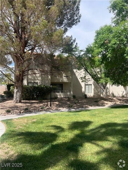 Building Photo - 2623 S Durango Dr Rental
