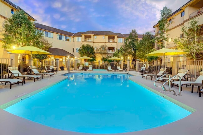 Building Photo - Prescott Lakes