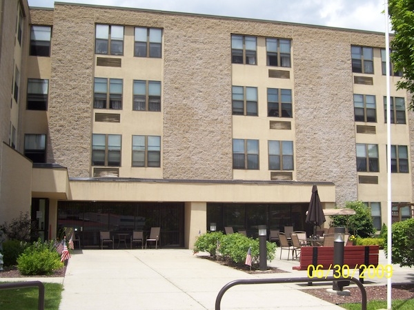 Main Entrance - Spring Manor Apartments