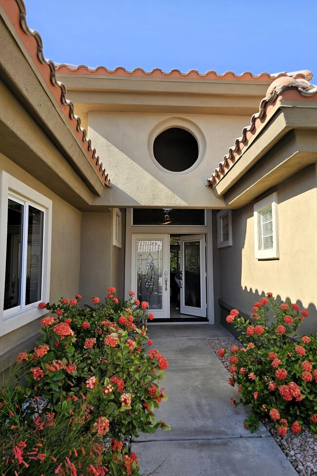 Photo - 78622 Waterfall Dr Rental