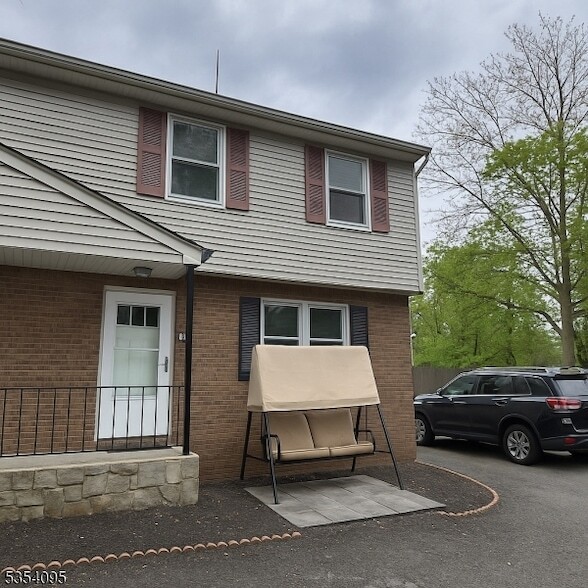 Photo - 18 Talmage Ave Apartment