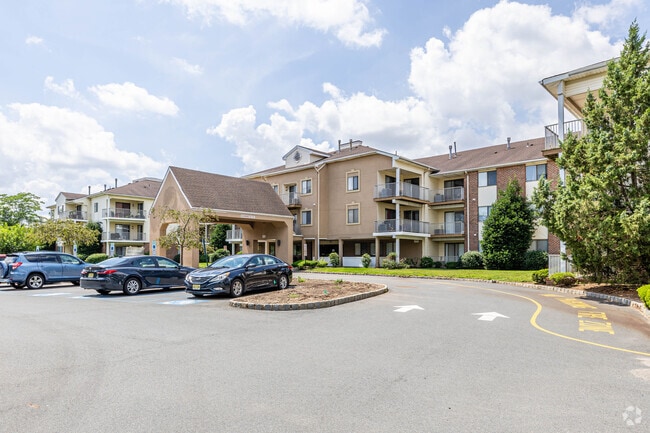 Building Photo - Edison Woods Senior Rental