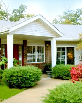 Primary Photo - Lake Ozark Village Rental