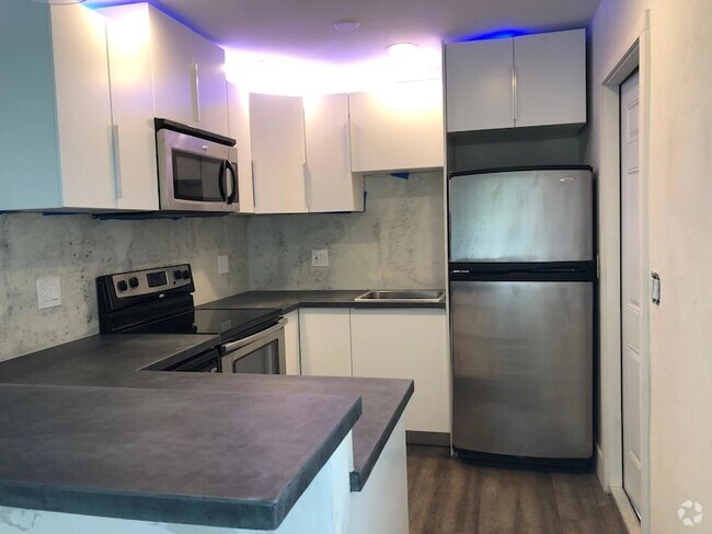 Building Photo - 1298 NE 33rd St Rental