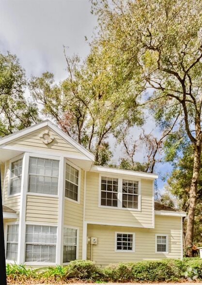 Building Photo - 2302 SW 73rd Terrace Rental