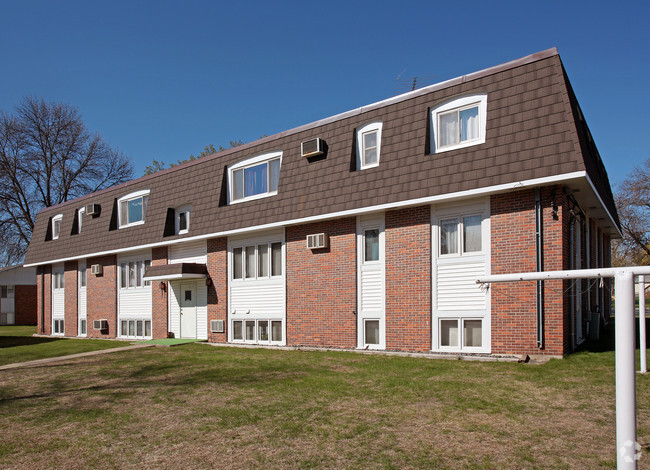 Building Photo - Mansard Apartments