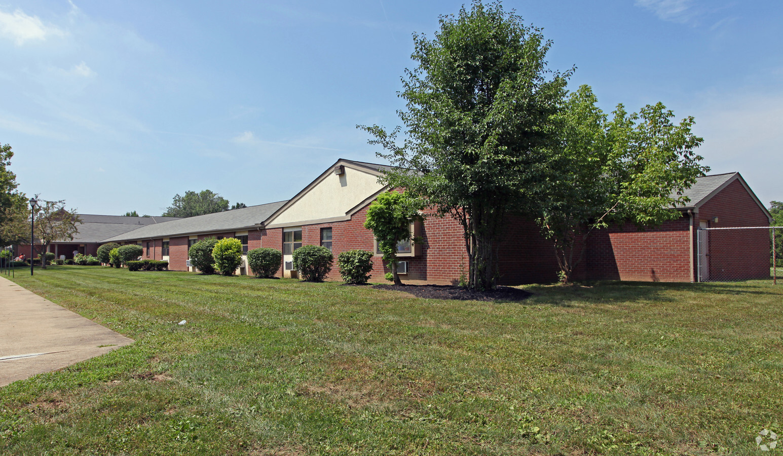 Photo - Chandler Arms Apartments