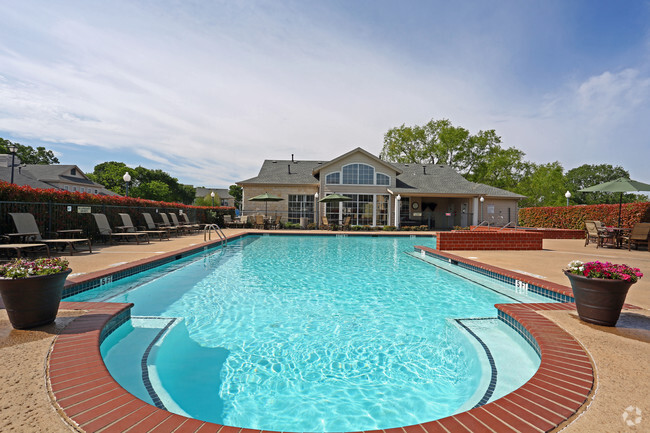 Building Photo - Lodge At Merrilltown Apartments