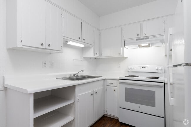 Interior Photo - Fairbanks Apartments