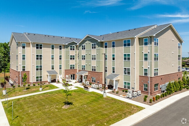 Building Photo - The Pointe at Walker Mill Rental