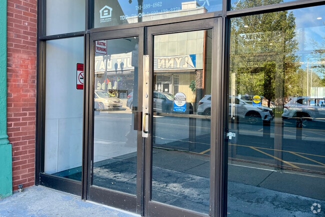 Entrance - Fabens Building Rental