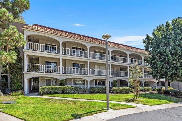 Building Photo - 3501 Bahia Blanca W Rental