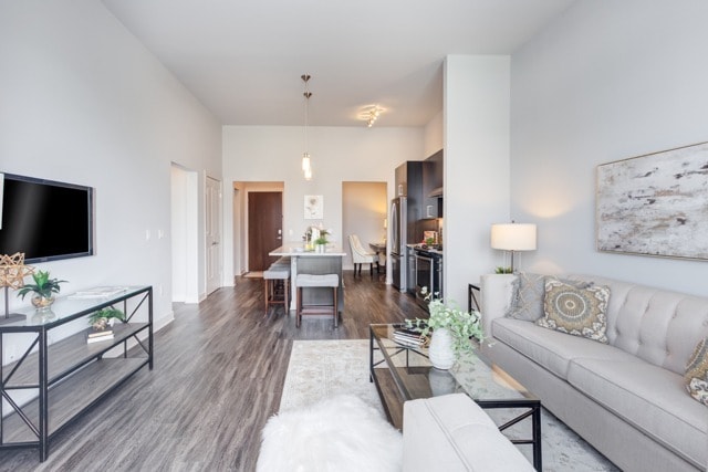Building Photo - Overture Yorktown 55+ Active Adult Apartme... Rental