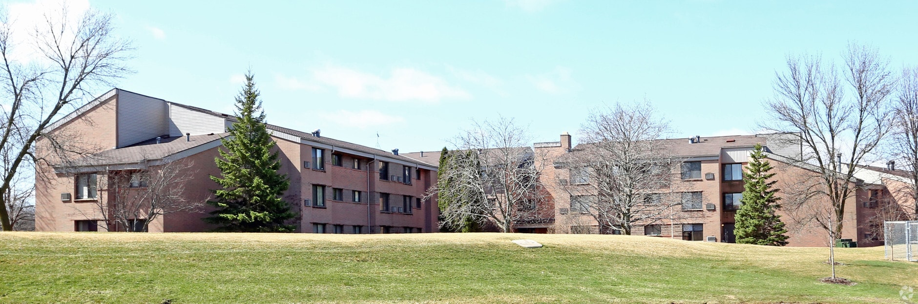 Ridgedale Apartments Greendale, Wisconsin 0 unit available After55