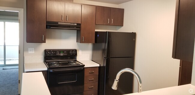 Kitchen 2 - The Summit Senior Living Apartment Homes