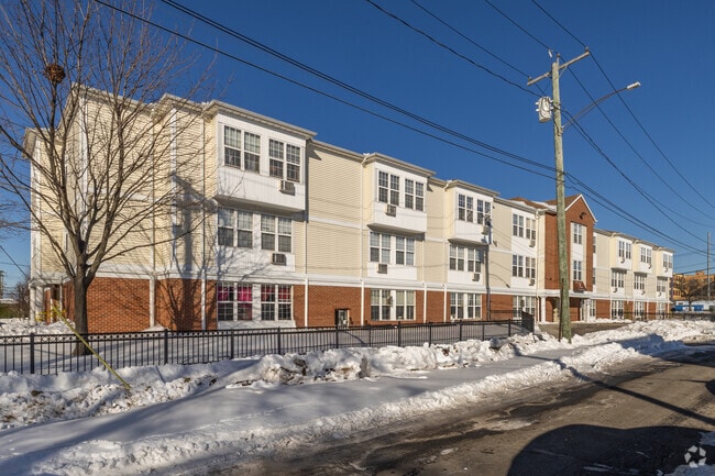 55 George E Pipkins Way Bridgeport, CT 06608 - Hall Commons