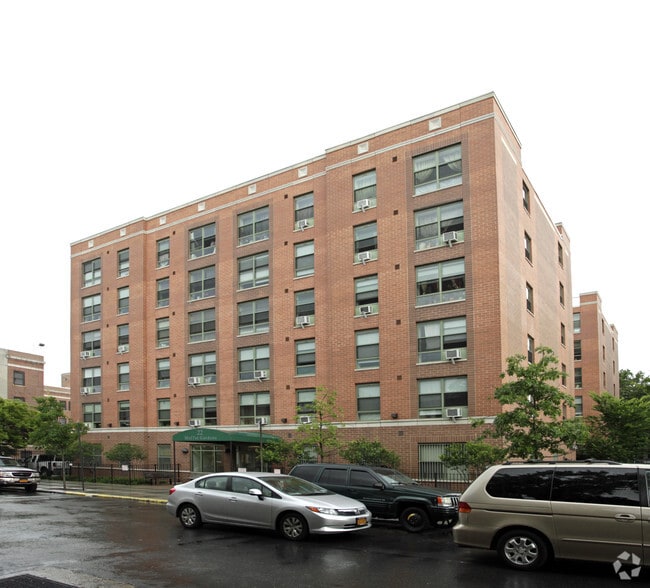 Primary Photo - Moffat Gardens Rental