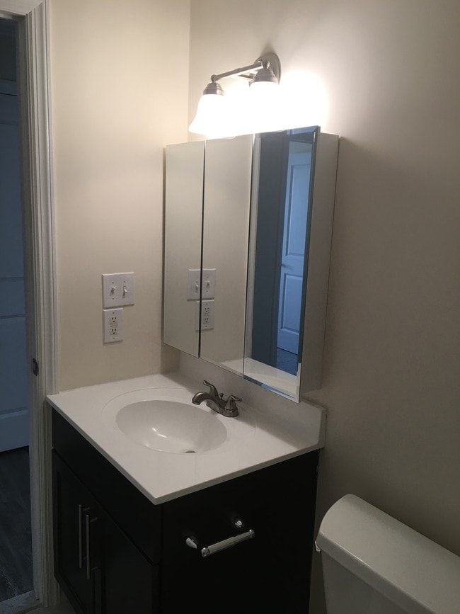 Greenview Village I 55+ Apartments Islip, New York 4 units