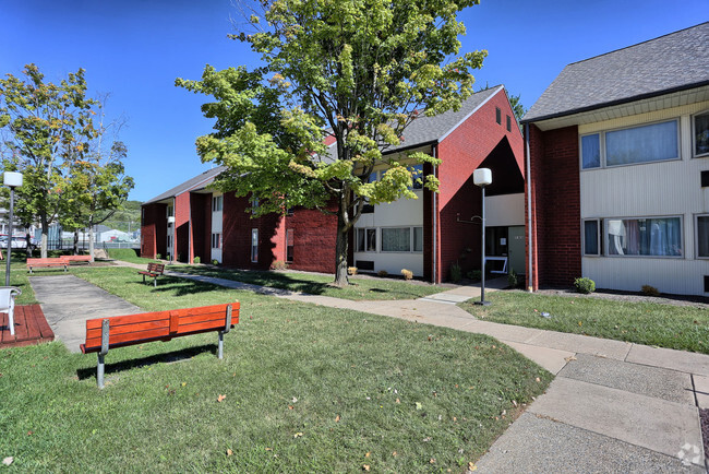 Building Photo - Oak Grove Apartments