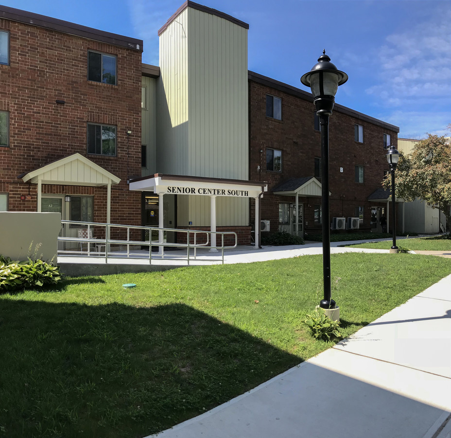 Cedar Court Senior Housing - Cedar Court Senior Housing Apartments