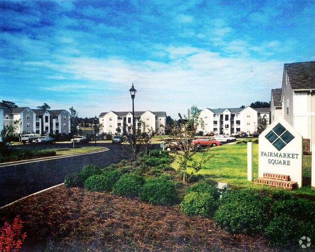 Building Photo - Fairmarket Square Apartments