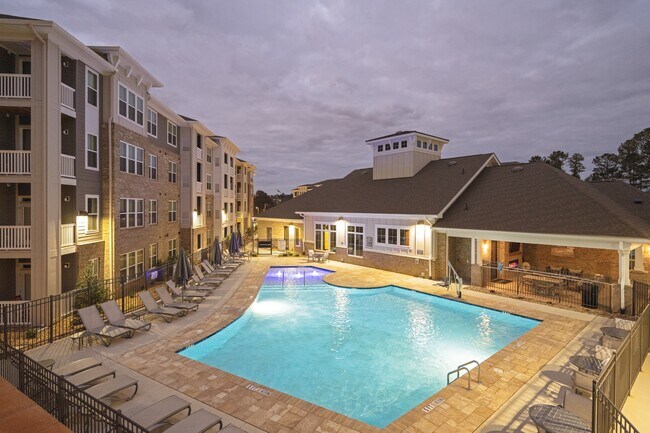 Building Photo - Clairmont at Crabtree Rental