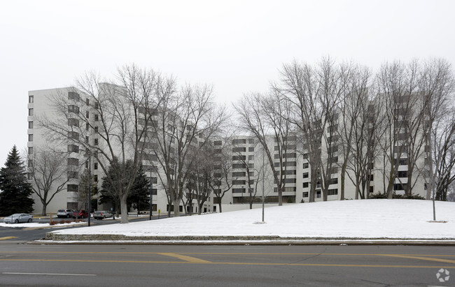 Building Photo - 7500 York Ave S Rental