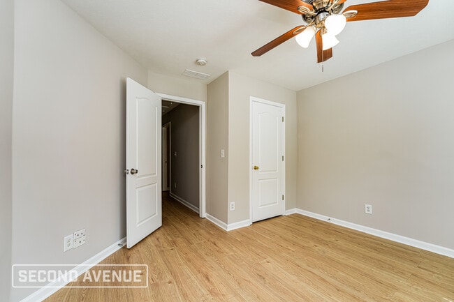 Building Photo - 3748 White Pine Rd Rental