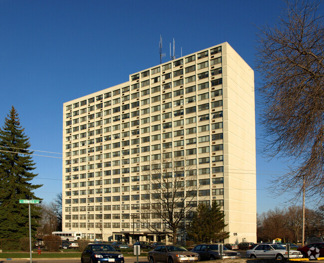 View from the southeast - Joshua Arms Rental