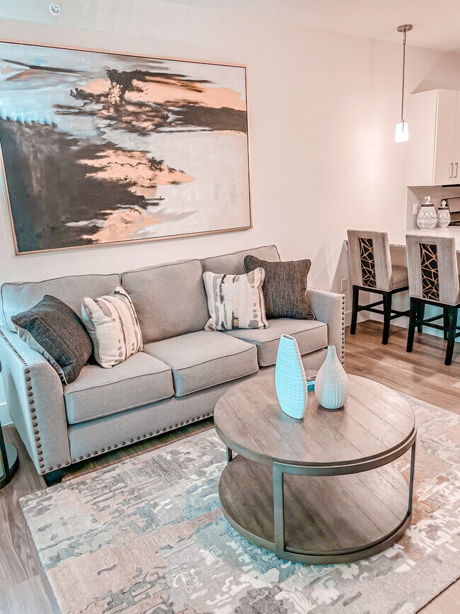 Avanti Legacy Valor Heights SENIOR LIVING Apartments McAllen, Texas