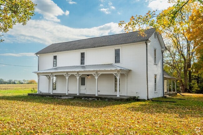 Building Photo - 6081 Lakeview Rd Rental