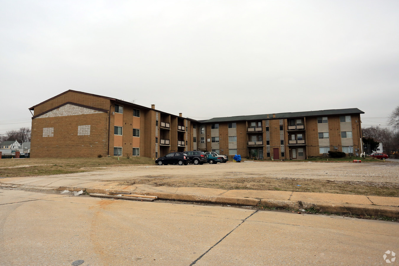 Photo - Holabird Manor Apartments