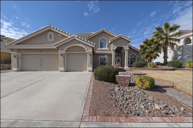 Photo - 6511 Wind Ridge Dr Rental