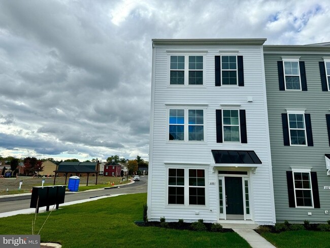 Photo - 600 Hemsworth Ln Townhome