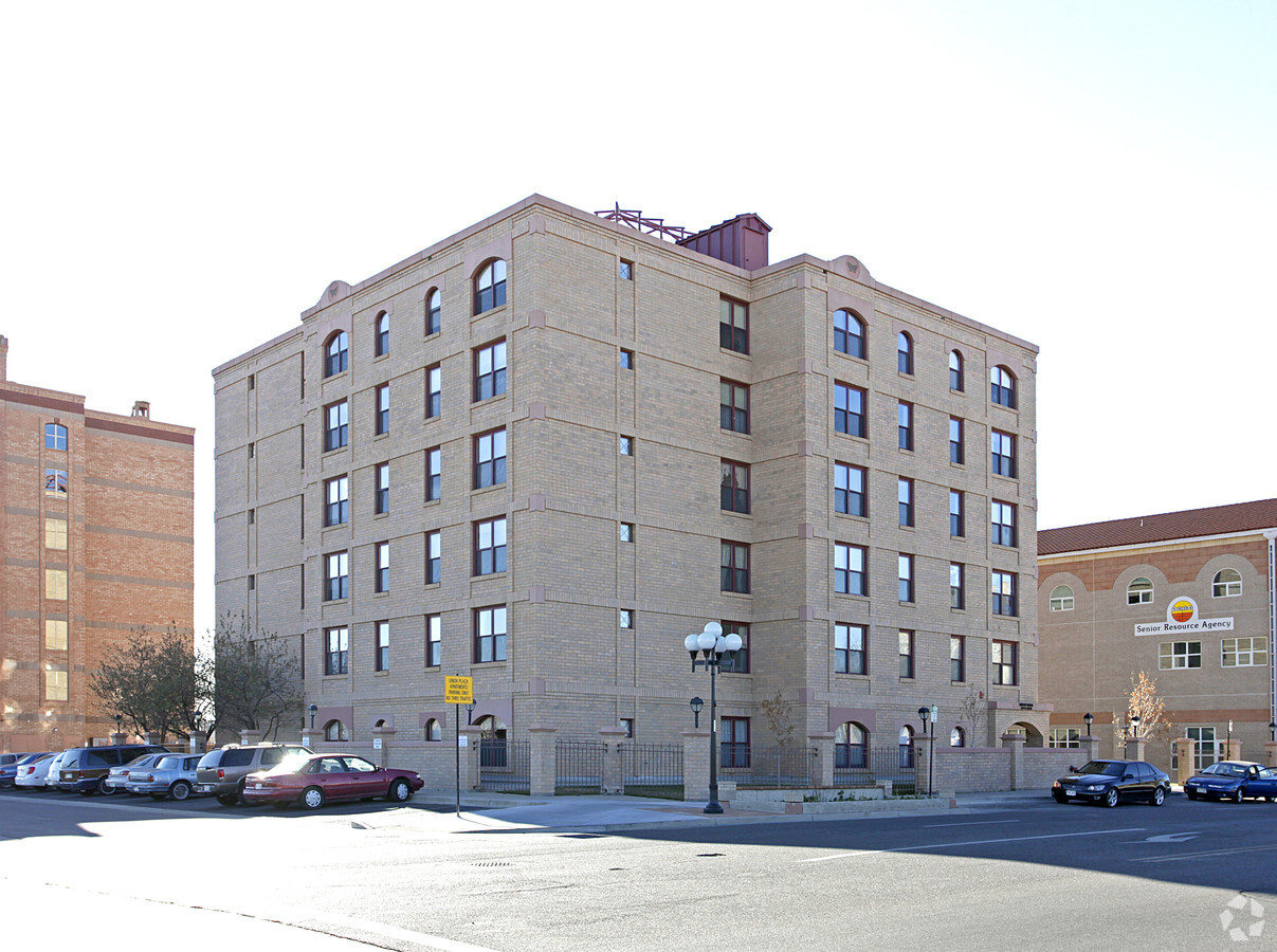 Photo - Union Plaza Apartments