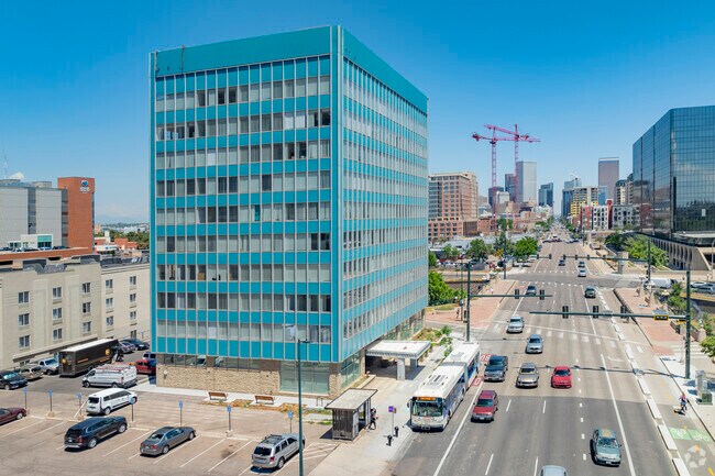 Milwaukee 5517-21 1-9/16" SDS Max Rotary Hammer With Carrying Case 5256