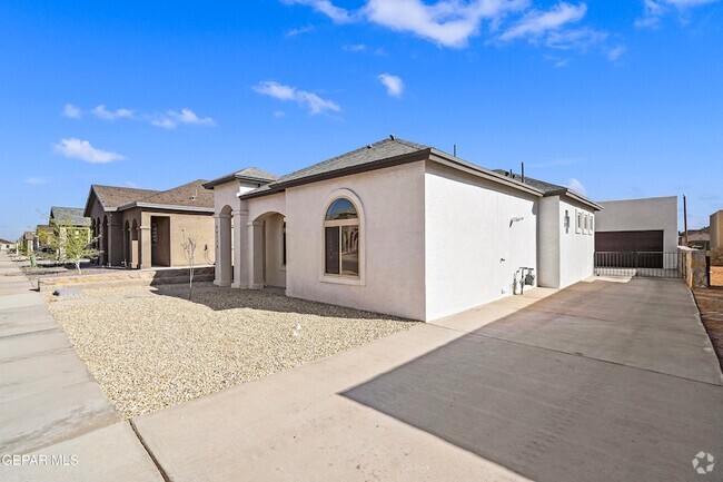 Building Photo - 14328 Chris Zingo Ln Rental
