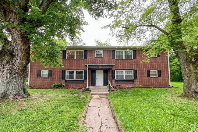 Building Photo - 5915 Devington Rd Rental