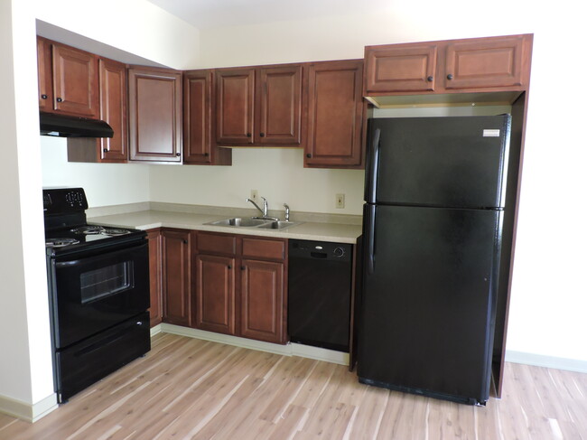 Photo - Presidential Oaks Apartments