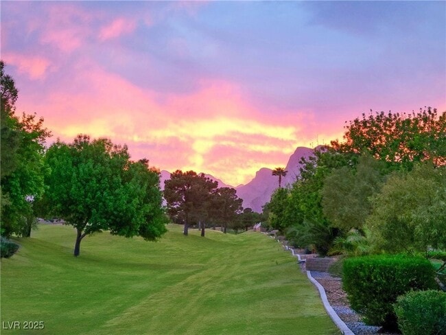 Photo - 10105 Hunter Springs Dr Townhome