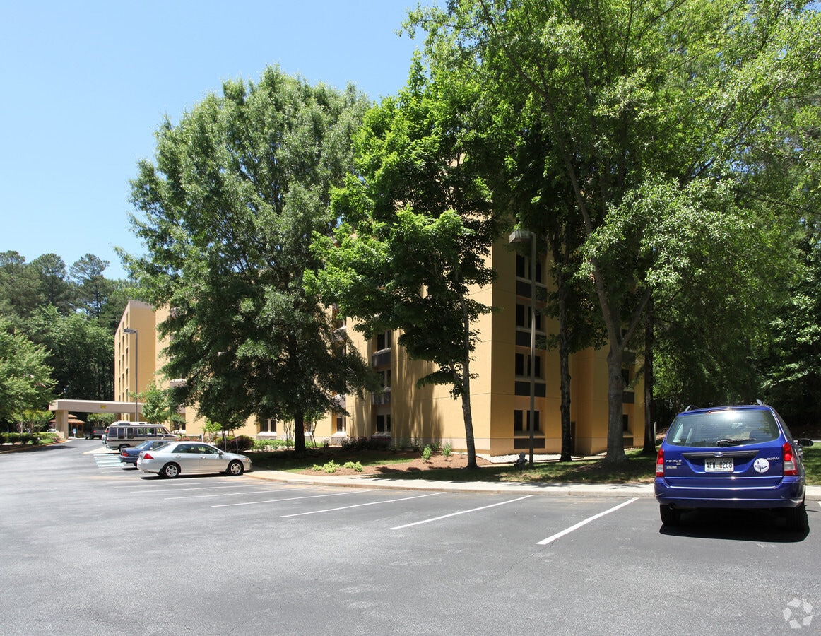 Christian Terrace Apartments Lilburn, 0 unit