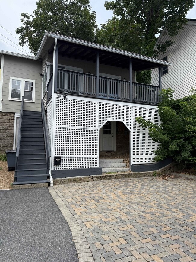 Building Photo - 150 Bass Point Rd