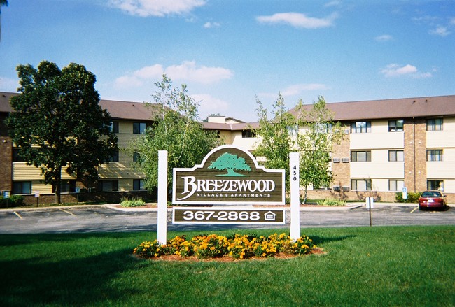 Breezewood Village II - Breezewood Village II Apartments