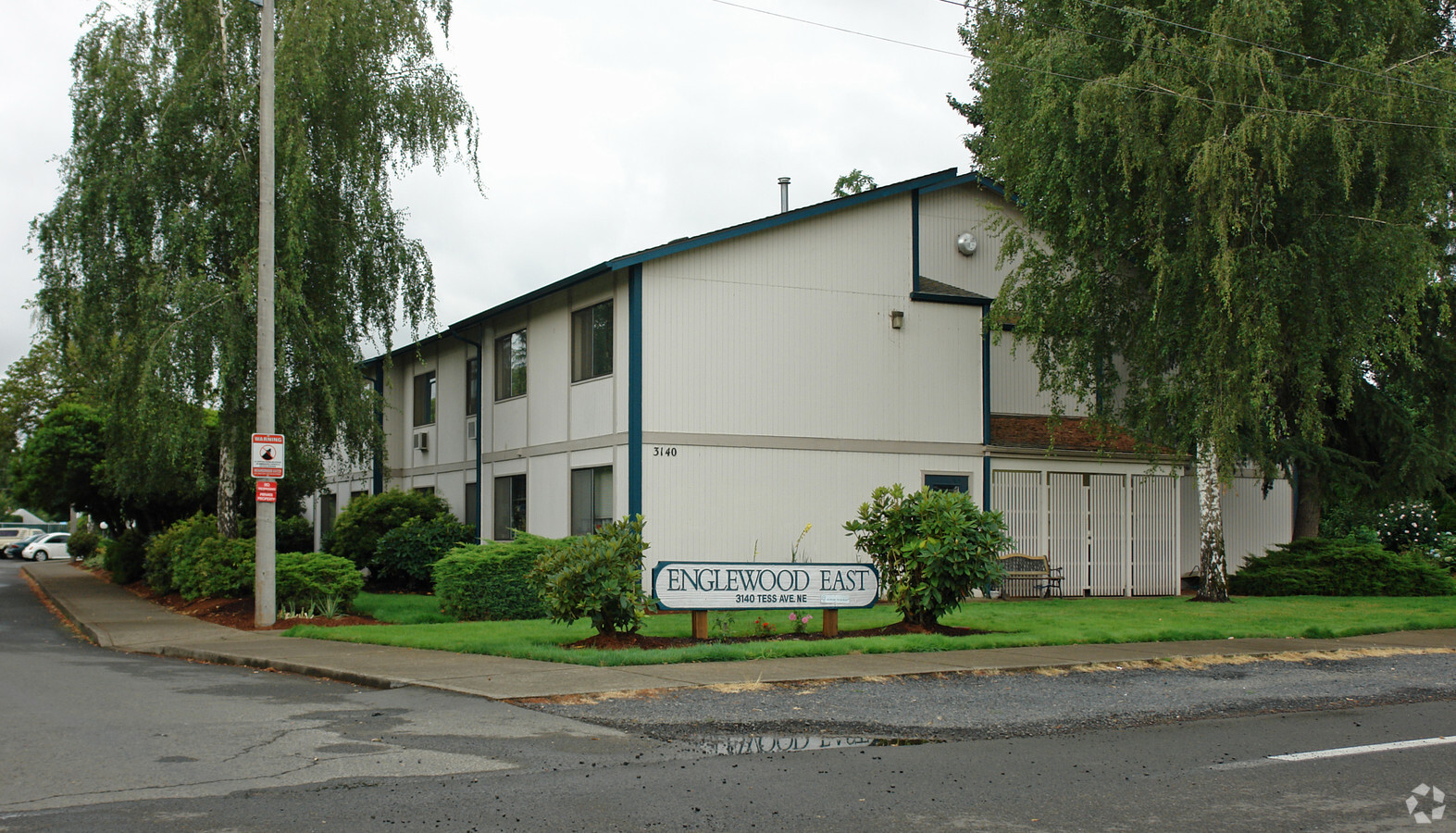 Englewood East Apartments - Englewood East Apartments