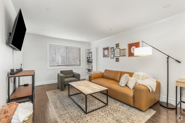 Building Photo - 100 Biscayne Dr NW Rental