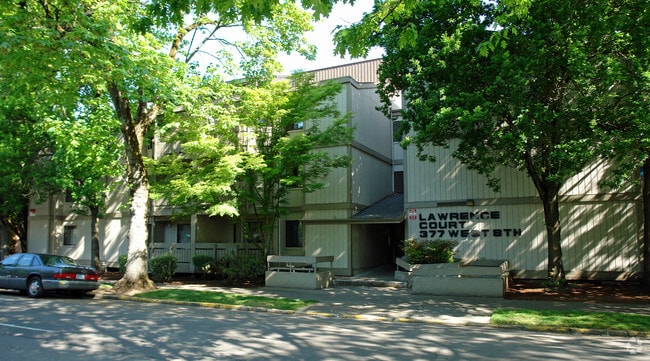 Building Photo - Lawrence Court Apartments