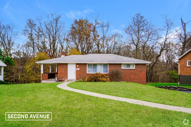 Building Photo - 135 W Point Dr Rental
