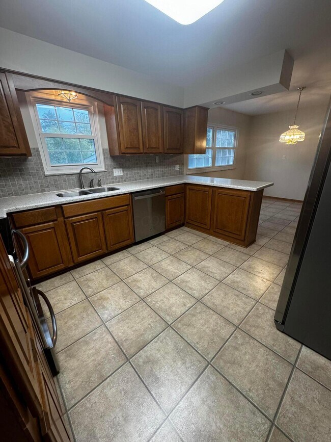 4276 Kenbury Pl Rental Columbus, Ohio 1 unit available After55