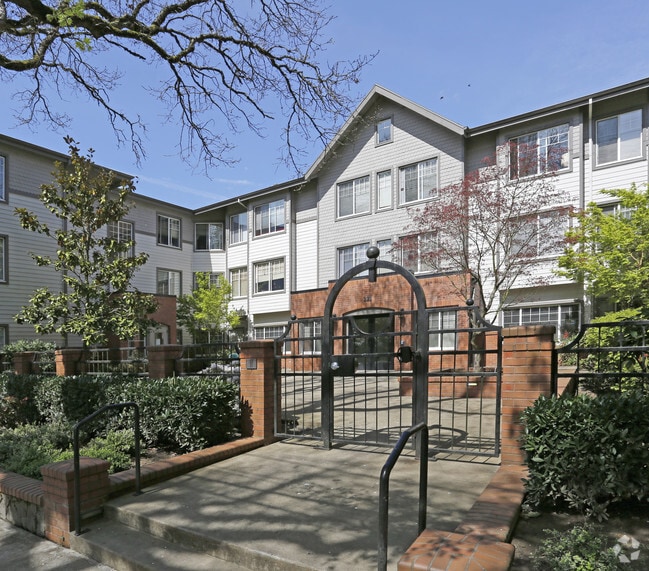 Building Photo - Allen Fremont Plaza Rental