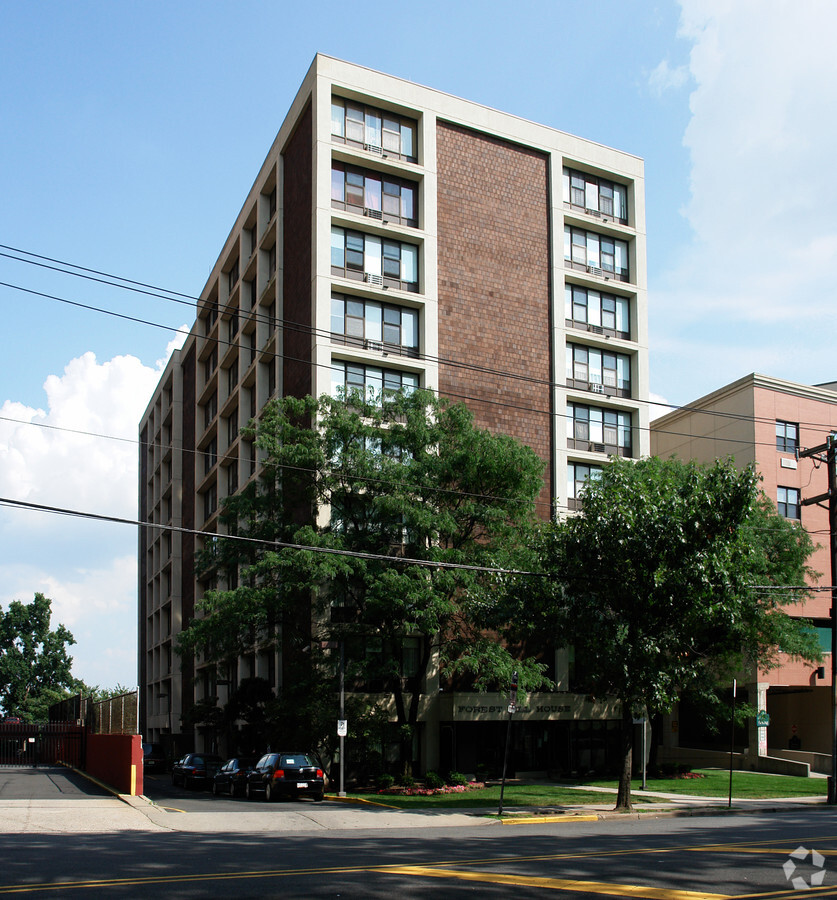 Forest Hill House - Forest Hill House Apartments